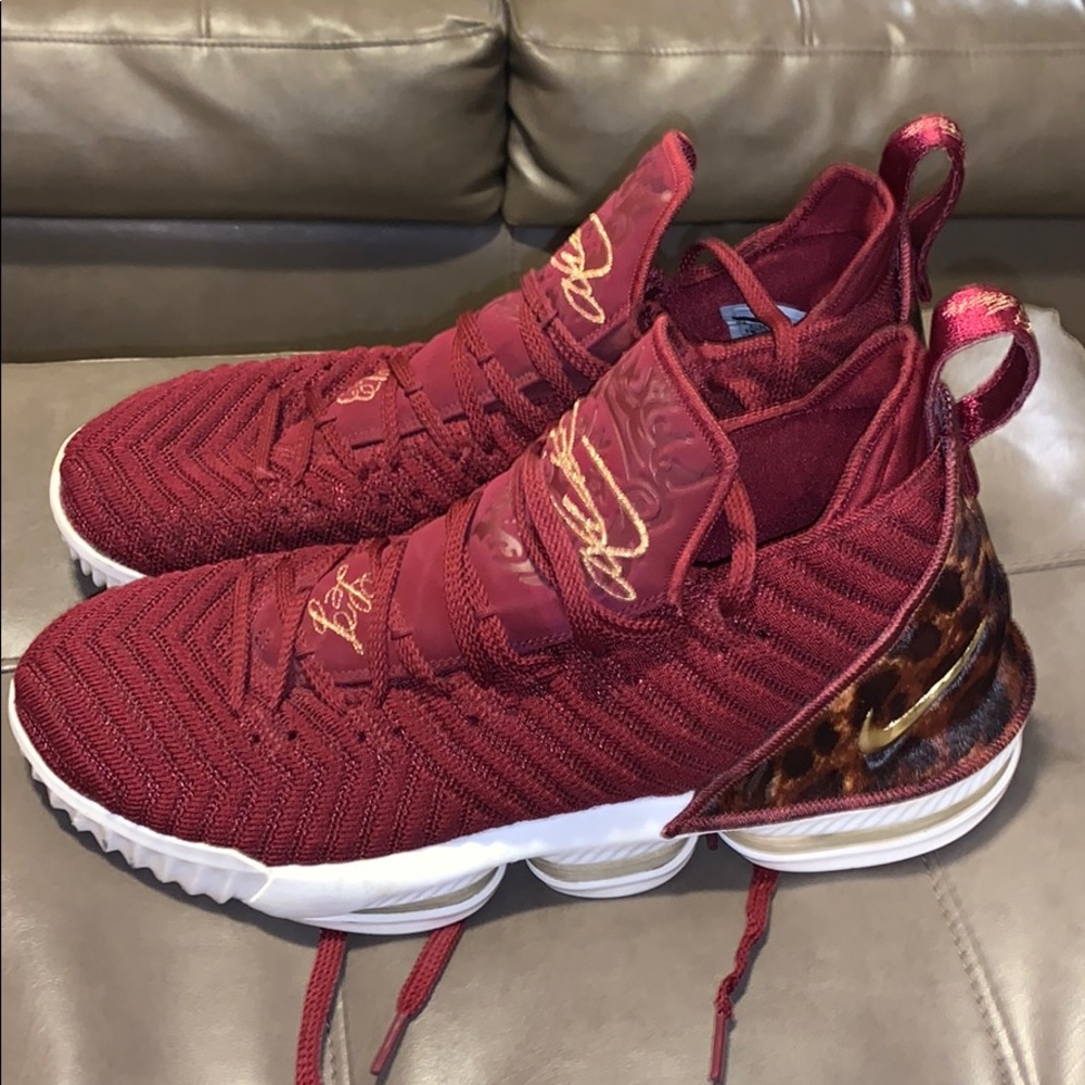 LeBron king’s